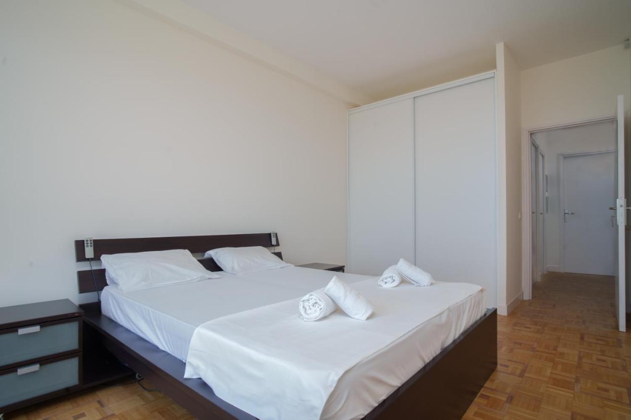 Superbe De 3 Pieces Renove Avec Vue Apartment *