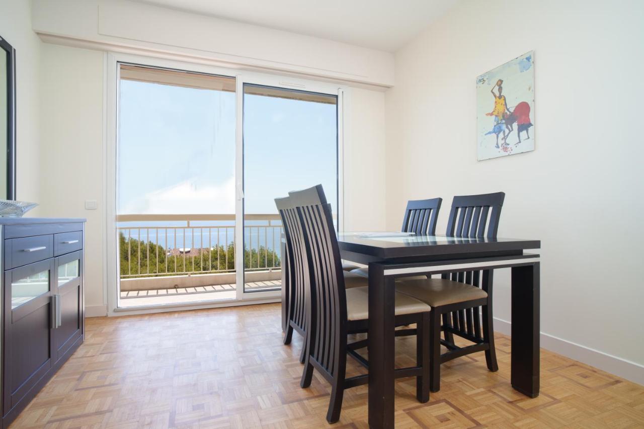Superbe De 3 Pieces Renove Avec Vue Apartment *
